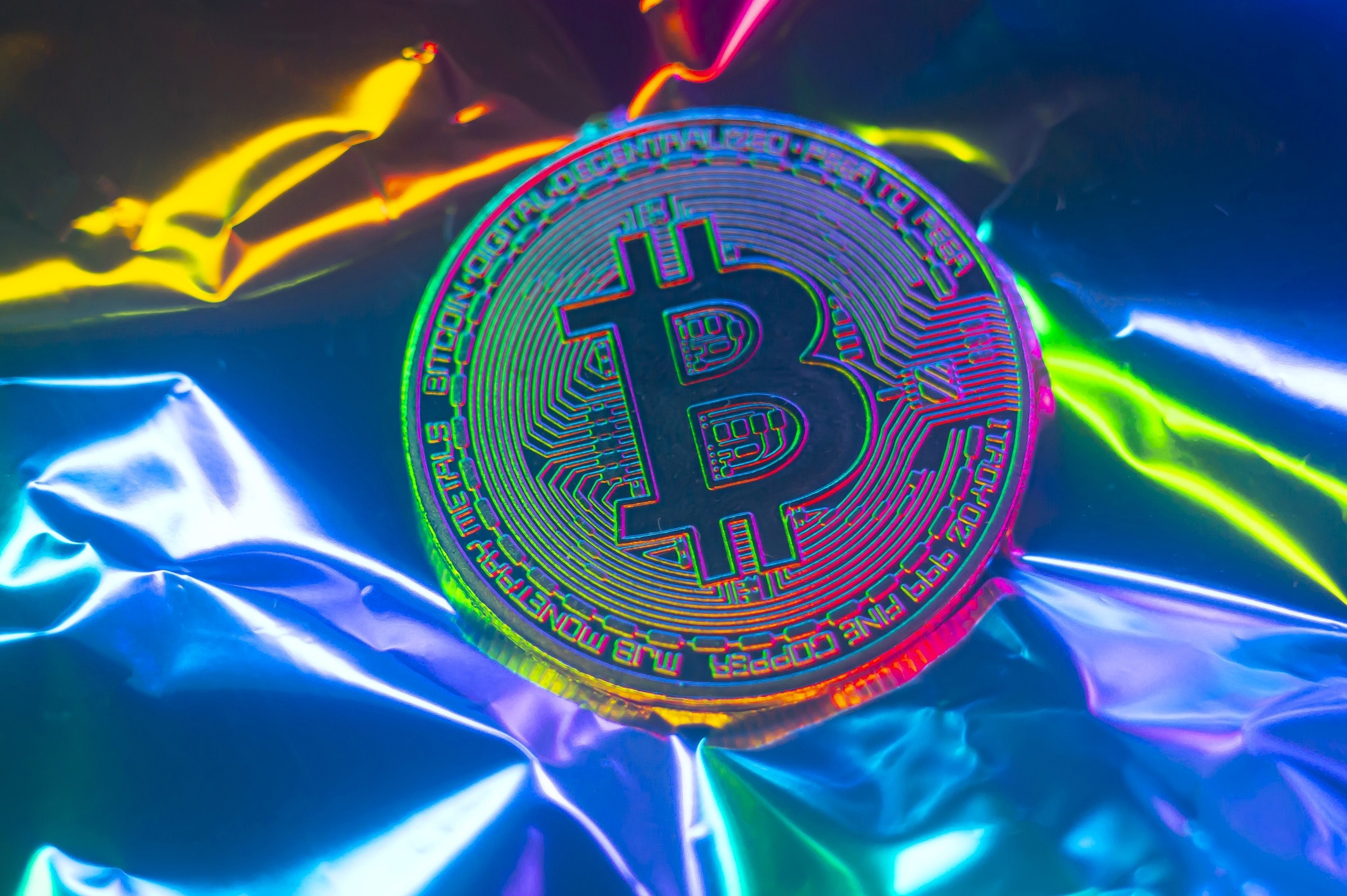 Bitcoin keeps above $40k ahead of US inflation data